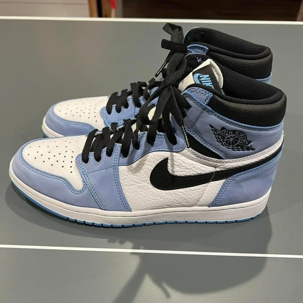 Jordan 1 low university blue UNC Sku 555088 134 Size 11.5